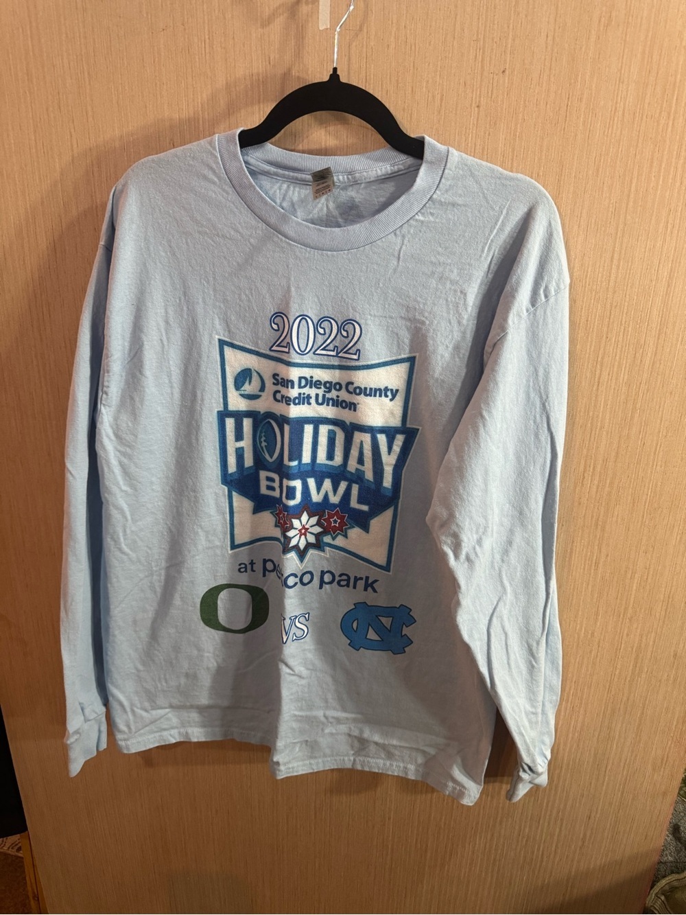 Gildan Light Blue 2022 Holiday Bowl Long-Sleeve Tee Size Large